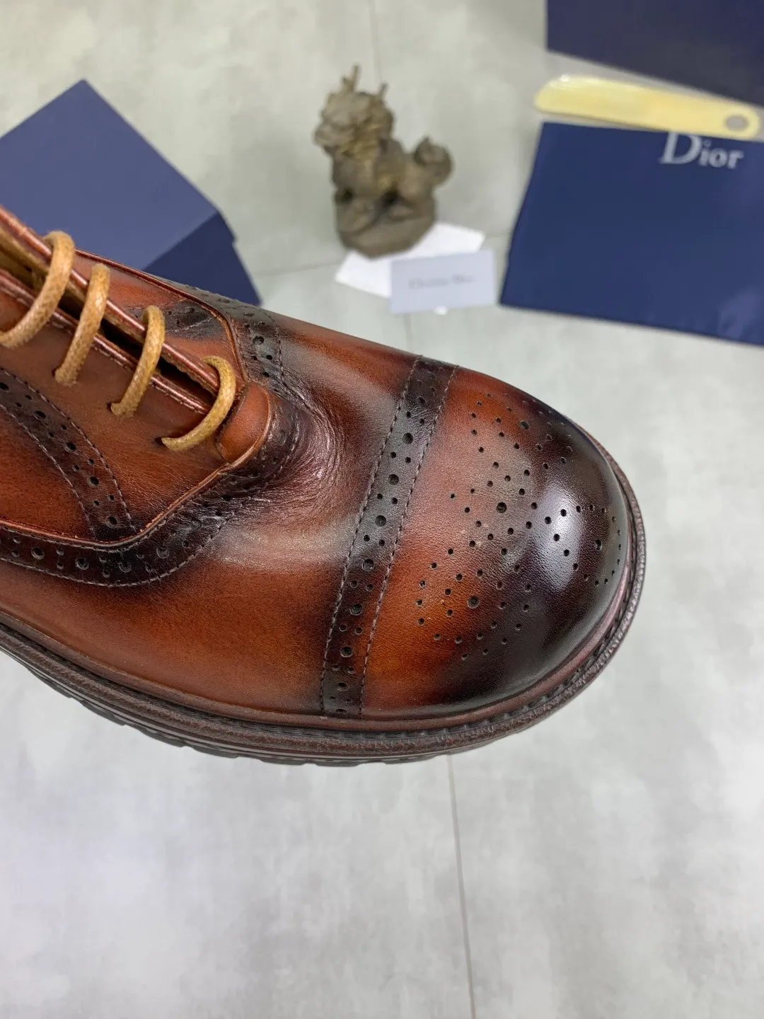 Men's shoes P520 💰【New style】Water-dyed cow lining Original order quality Dior —🆘.Dior Original order purchase, high-end leather shoes, fabric: Made of Italian imported color rubbed wrinkled cowhide➕Water-dyed cow lining/cowhide lining➕Specially available original combination outsole, fine workmanship, real shot🎬Size: 38-45 (with full set of packaging) Color: 3️⃣ colors available